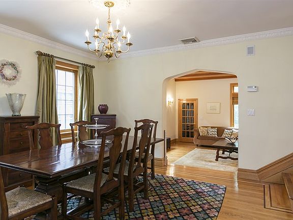 4th image of 4902 217th St