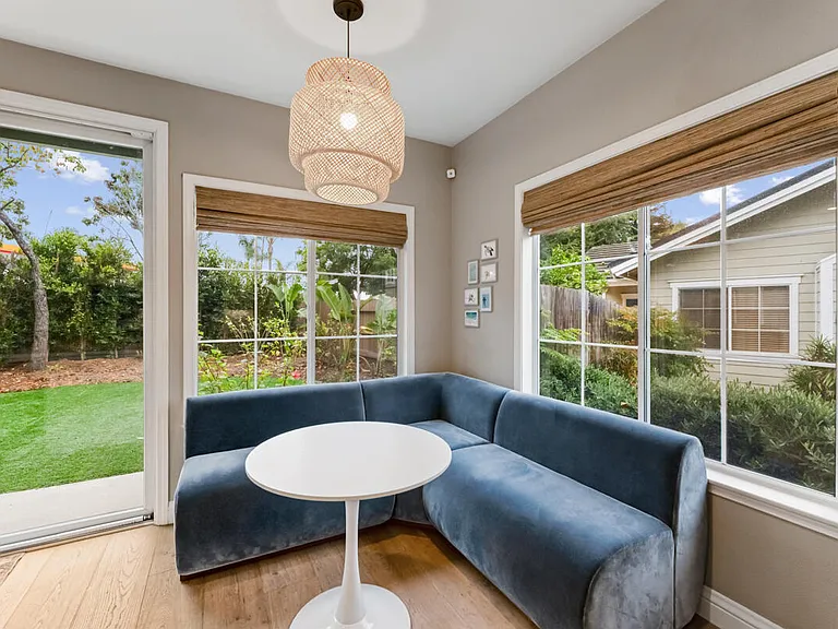 200 Oak View Ln — Photo 11