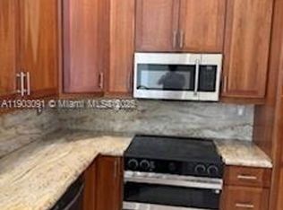 1140 Lidflower St #1140, Hollywood, FL 33019