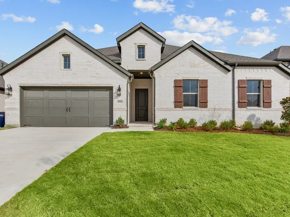 1022 Bleriot Dr, Fate, TX 75087