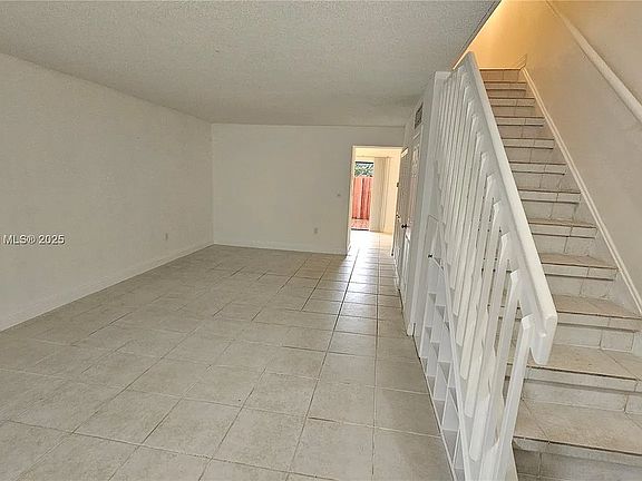 5th image of 10004 SW 77th Ct #10004