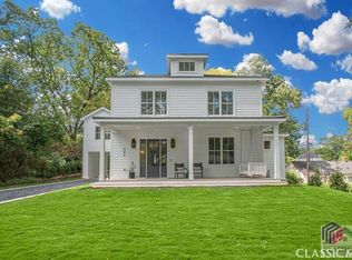 384 Church St S, Athens, GA 30606