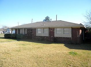 301 Handell Ln, Pasadena, TX 77502