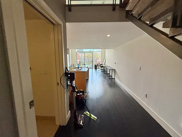 188 King St #401 — Photo 5