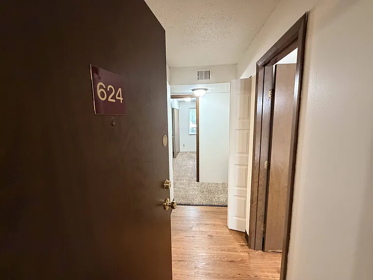 Winding Hills Apartments — Photo 118