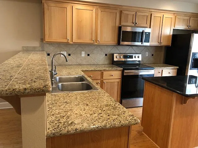 2 bed, 2.5 bath, 1550 sqft, $3,750 — Photo 1
