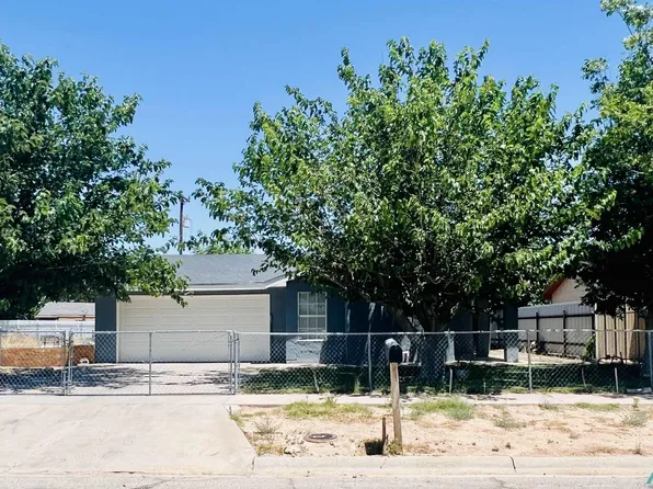 1101 E Beech Dr, Roswell, NM 88203