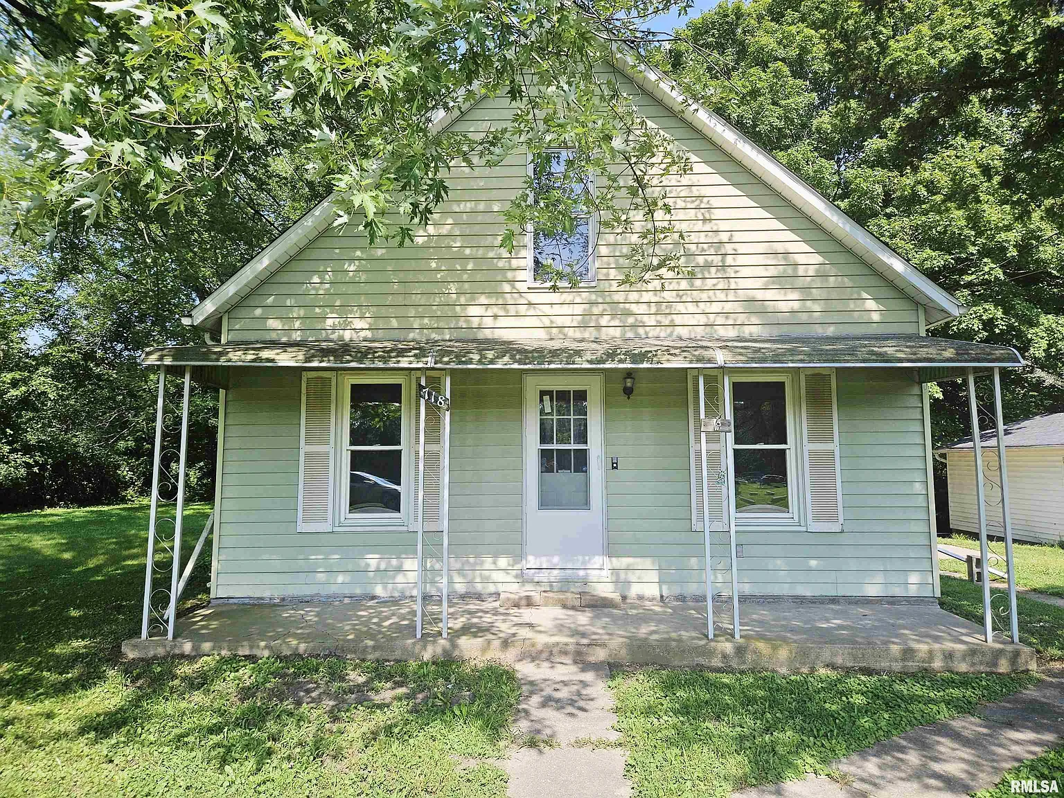 718 N Coal St photo 1