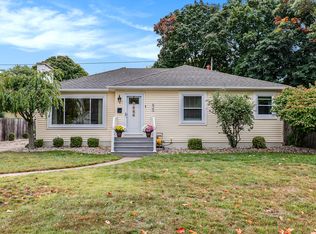 825 Moulton Ave, Muskegon, MI 49445