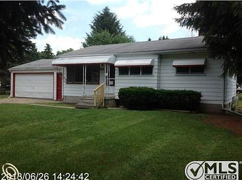 1390 Schafer Dr Burton MI 48509 Zillow