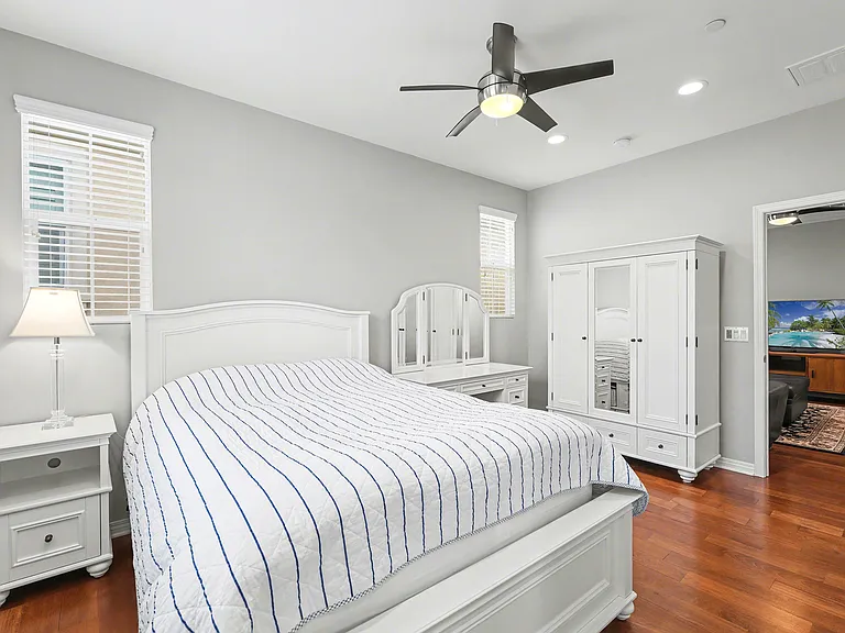 Upstairs bedroom