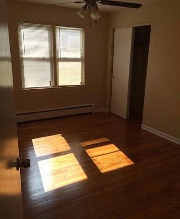 3rd image of 1620 N 17th Ave APT 1