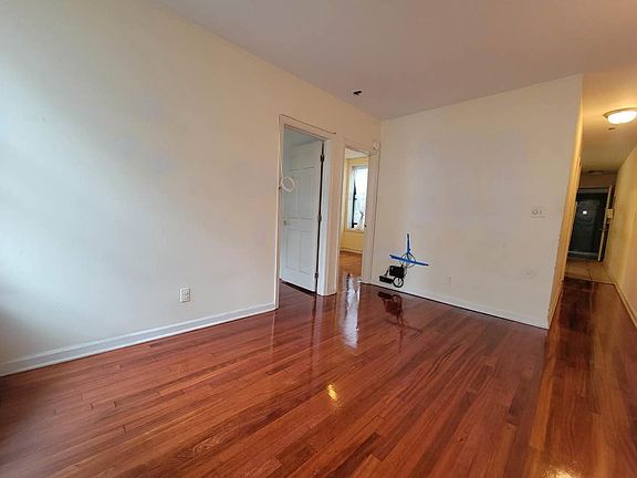 2nd image of 26 E 105th St #3T