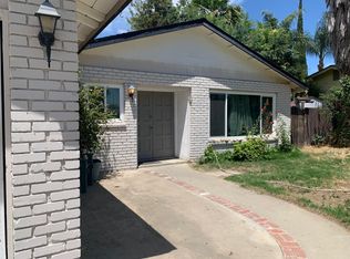 2831 S Jacob St, Visalia, CA 93277
