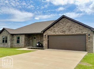 1233 Stella Ln, Trumann, AR 72472