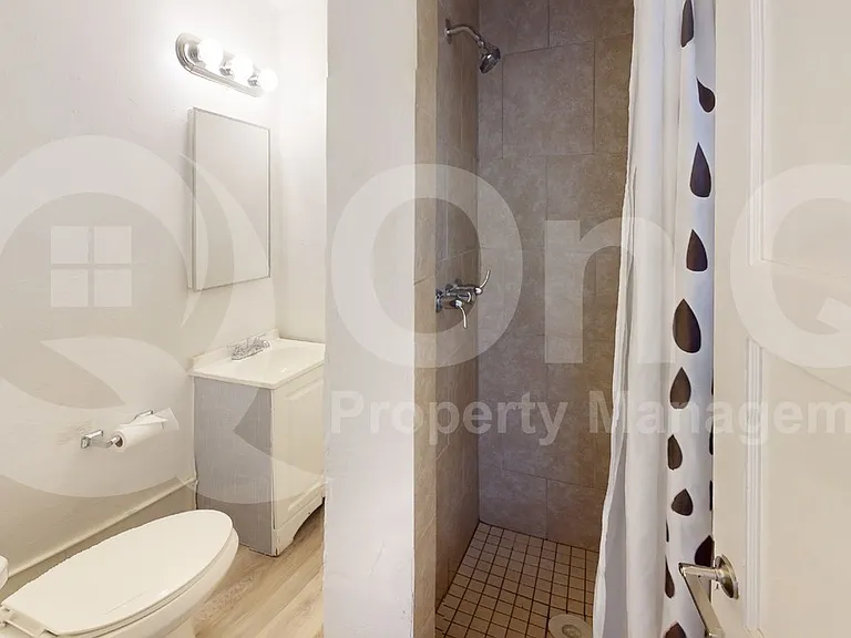 2519 N Estrella Ave #A — Photo 4