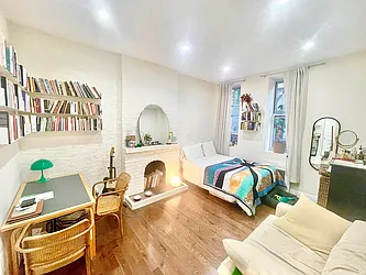 Rented by Century 21 Premier 