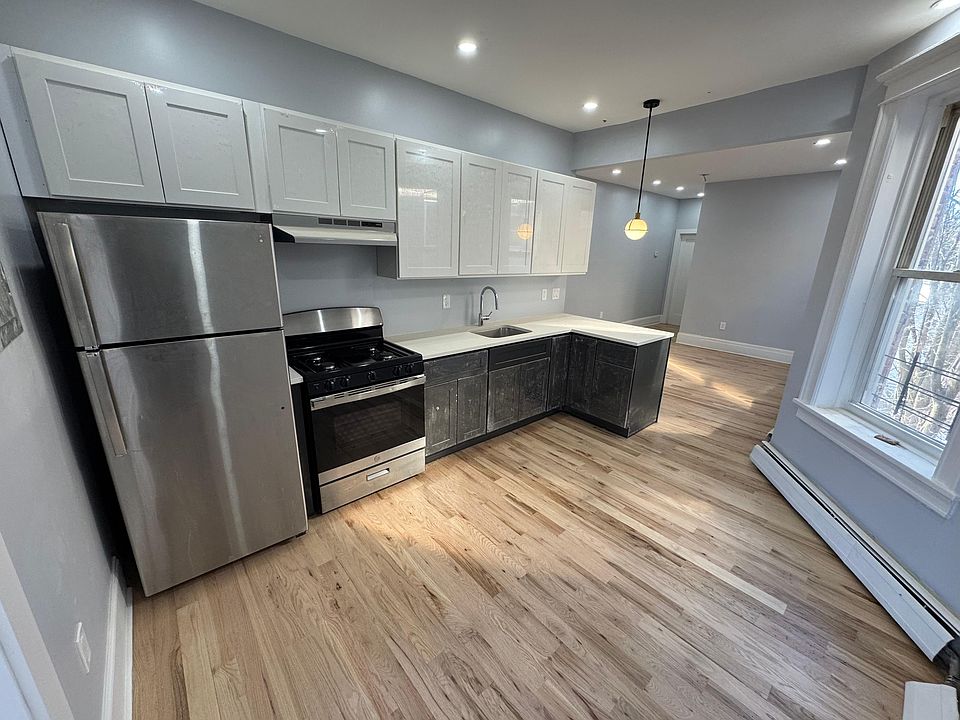 1st image of 81 Bostwick Ave #G2
