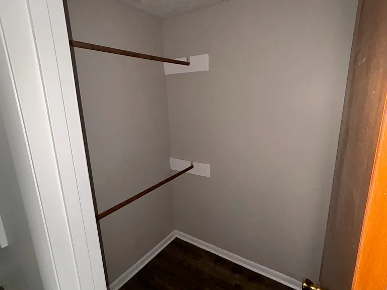 1025 Wood Creek Dr #9 — Photo 4