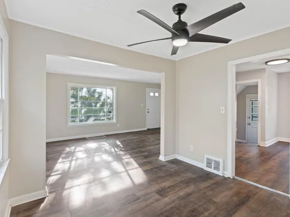 1114 Roslyn Ave, Akron, OH 44320