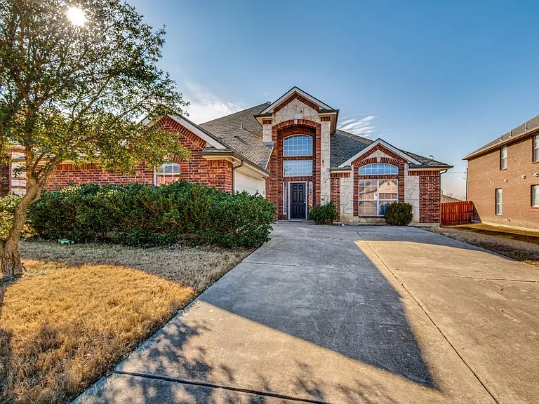 5819 Foxglove Ln — Photo 5