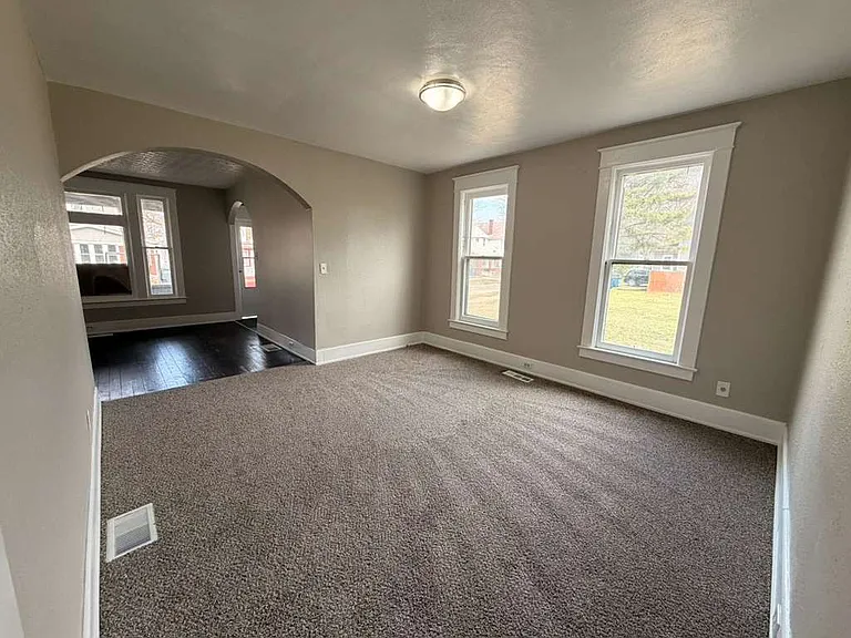 1063 Norwood Ave #1 — Photo 8