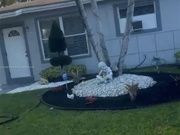 7951 NW 30th St, Hollywood, FL 33024