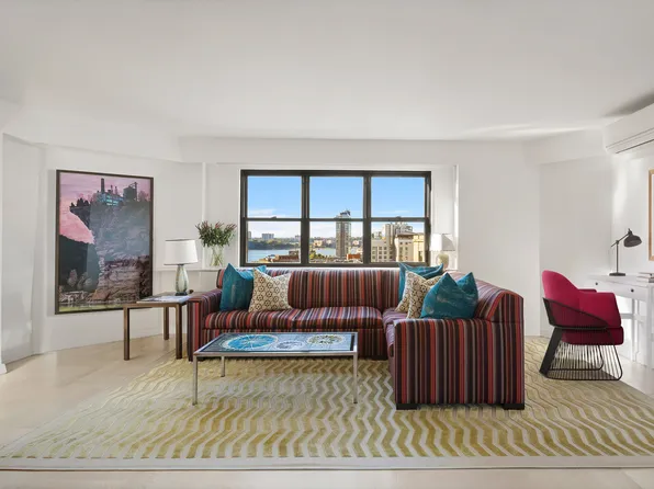 31 Jane Street image 1 of 14