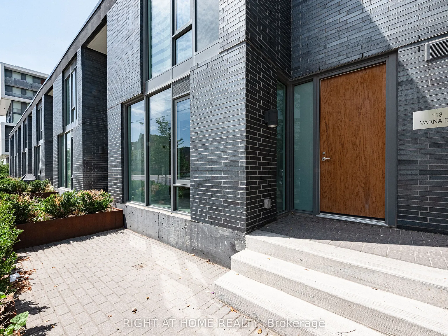 The Yorkdale Condos — Photo 1