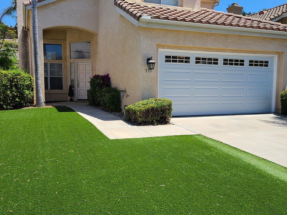 Well maintained front area