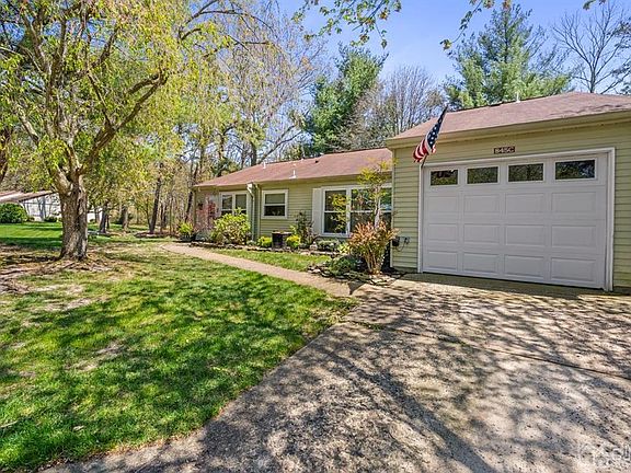 2nd image of 845 Winchester Ct #C