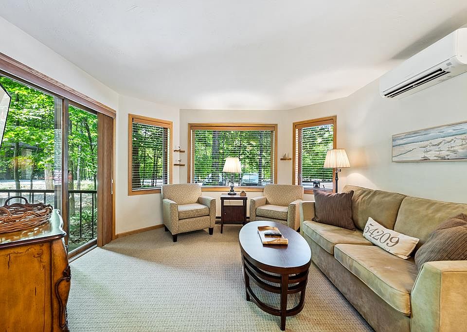 1st image of 4955 Landmark Cir #4109
