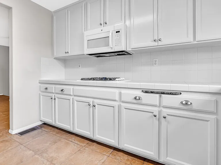 315 Westlake Vista Ln — Photo 19