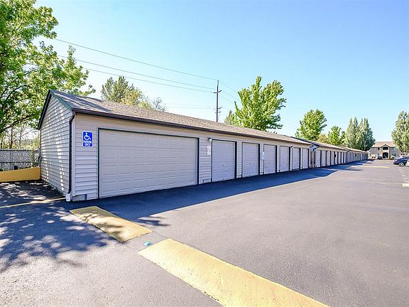 Rentable Detached Garages
