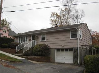 2 Blair St, Worcester, MA 01602