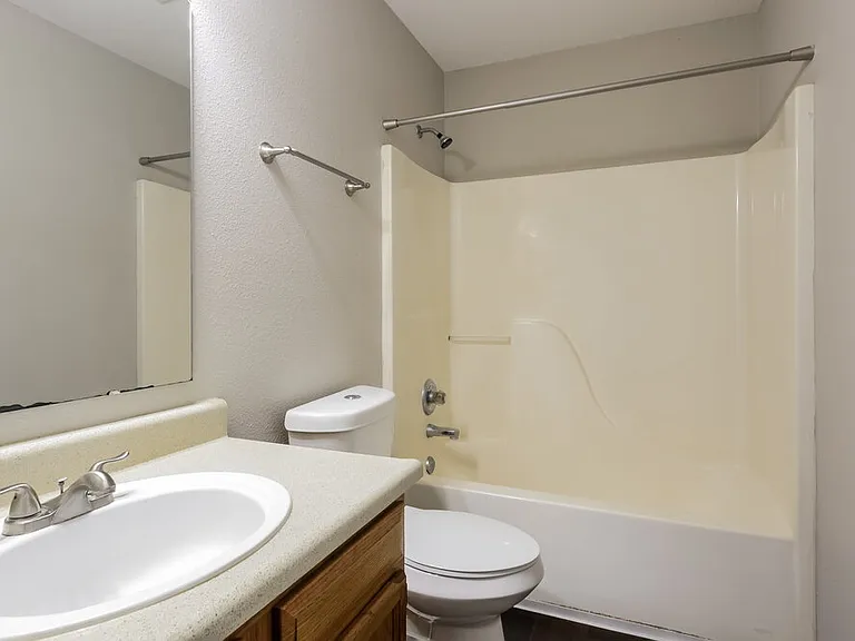 1580 Cold Spring Dr — Photo 16