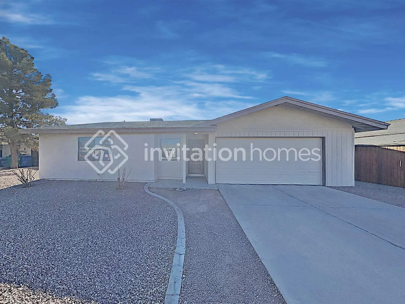 147 W Hillside St Mesa, AZ 85201 — Photo 1
