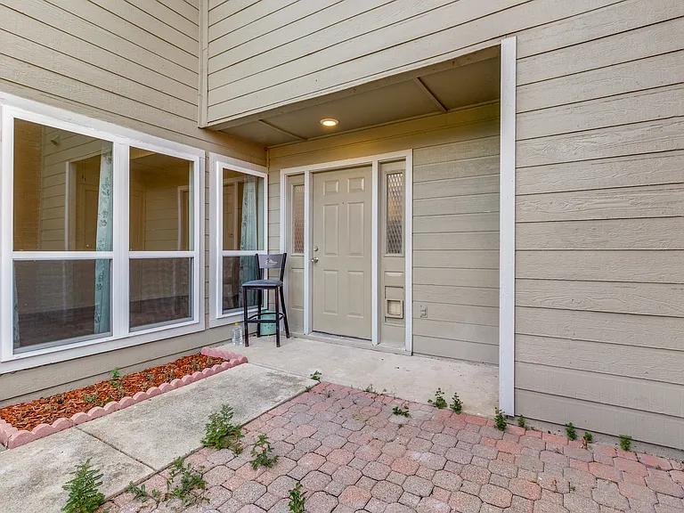 8404 Forest Ln #702 — Photo 2