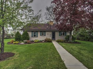 2311 Belfast Ln, Hartford, WI 53027