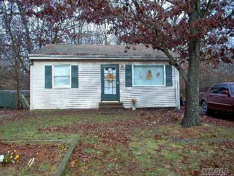 1st image of 30 Oak Dr