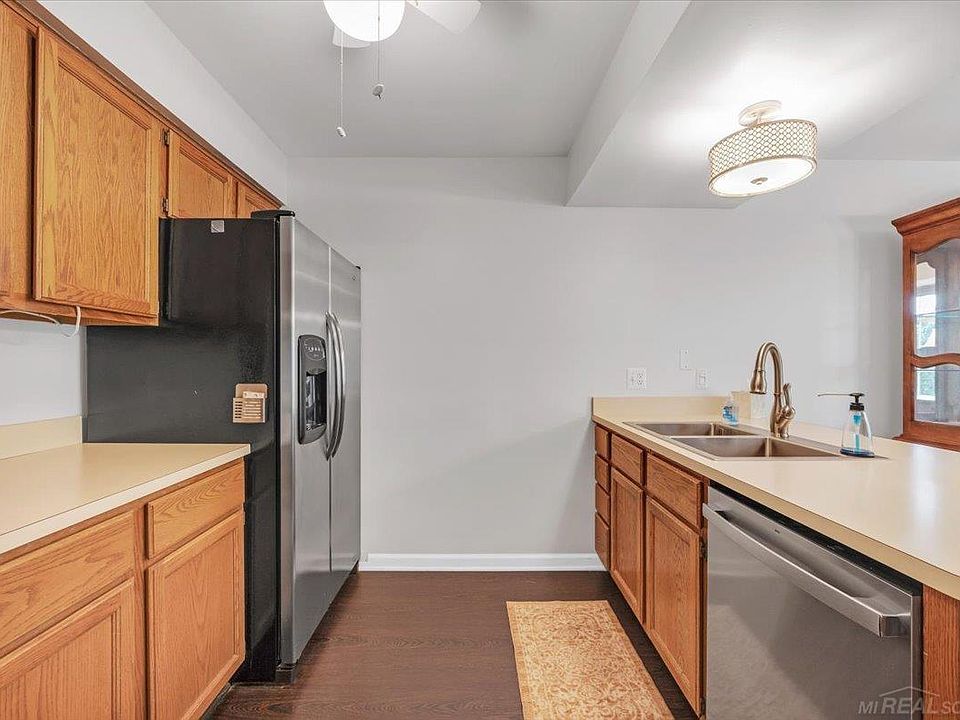 1625 Huntington Park, photo 9