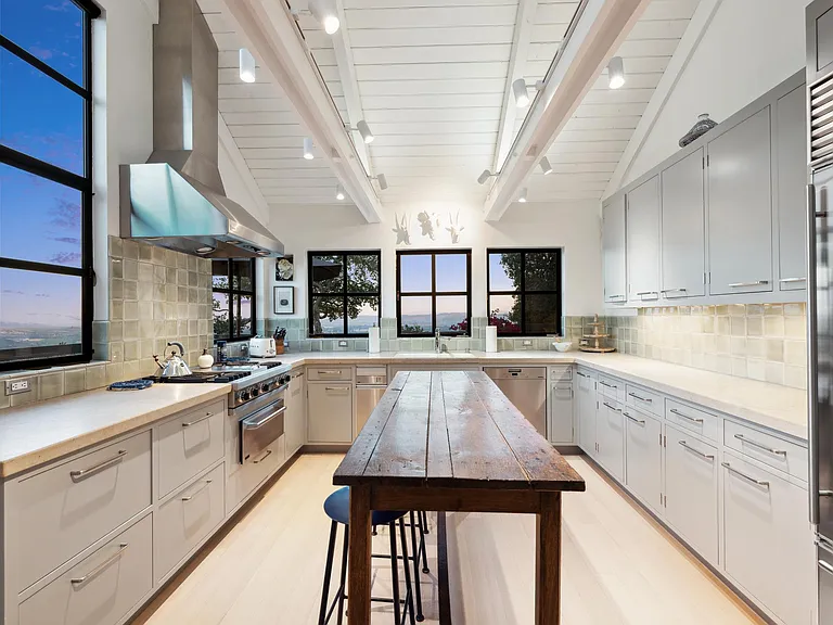 1090 Bart Rd — Photo 84
