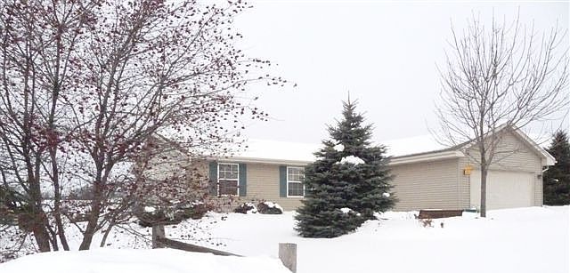 3 Bedrooms & 2 Full Baths!