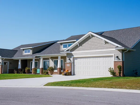 3215 W Bartlett Dr, New Haven, IN 46774