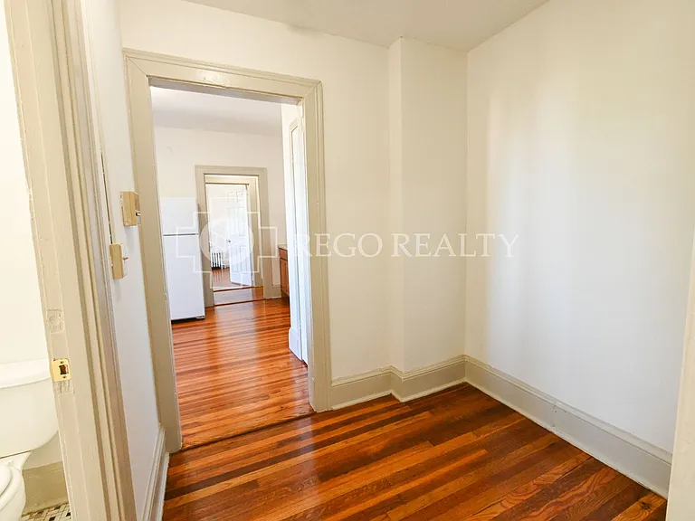 46 Grace St — Photo 21