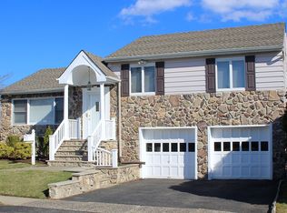 116 Mount View Dr, Clifton, NJ 07013