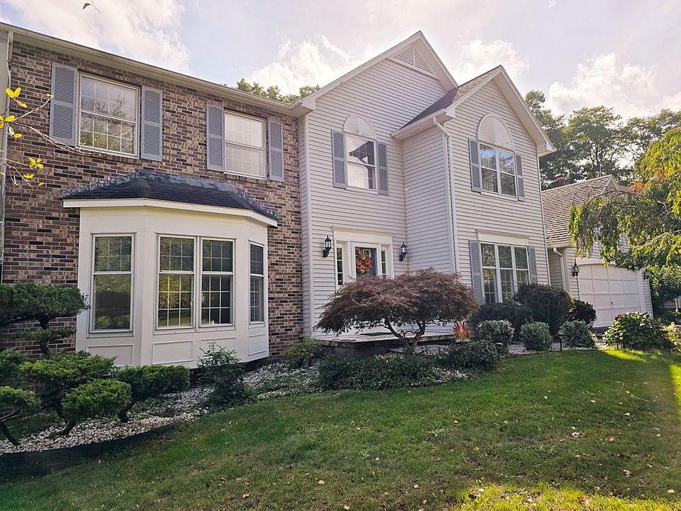 1st image of 41 Branchbrook Dr
