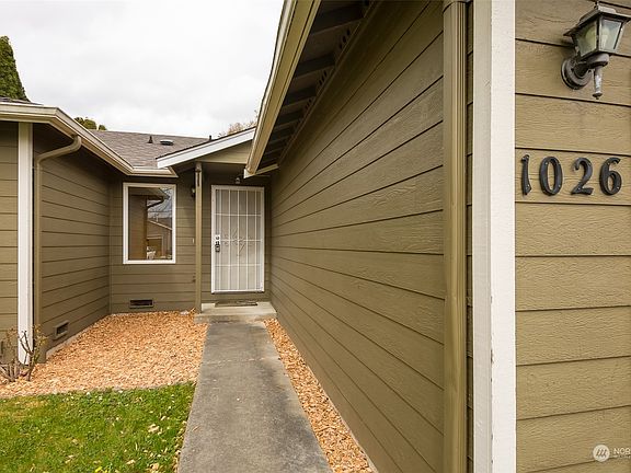 2nd image of 1026 Vera Ct