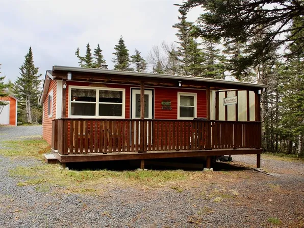 84 Old Track Road, Spaniards Bay, NL A0A3X0