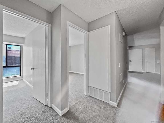 5th image of 9247 Village Glen Dr #207